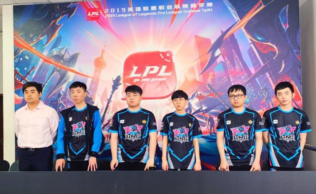 经为朱德 经为朱德