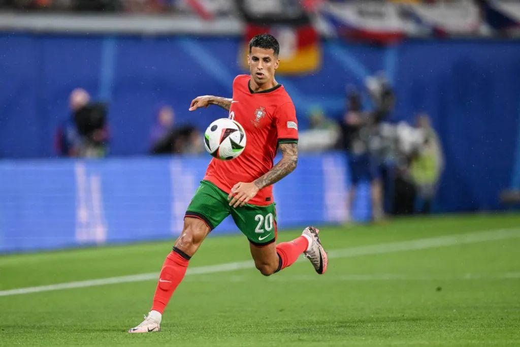 的成熟和稳 的成熟和稳