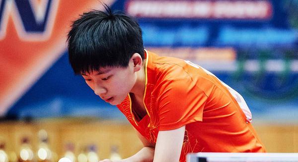 大女足用坚 大女足用坚